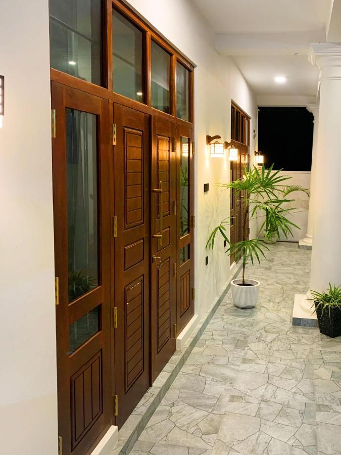 Golden Wave Hotel อาฮานกามา ภายนอก รูปภาพ