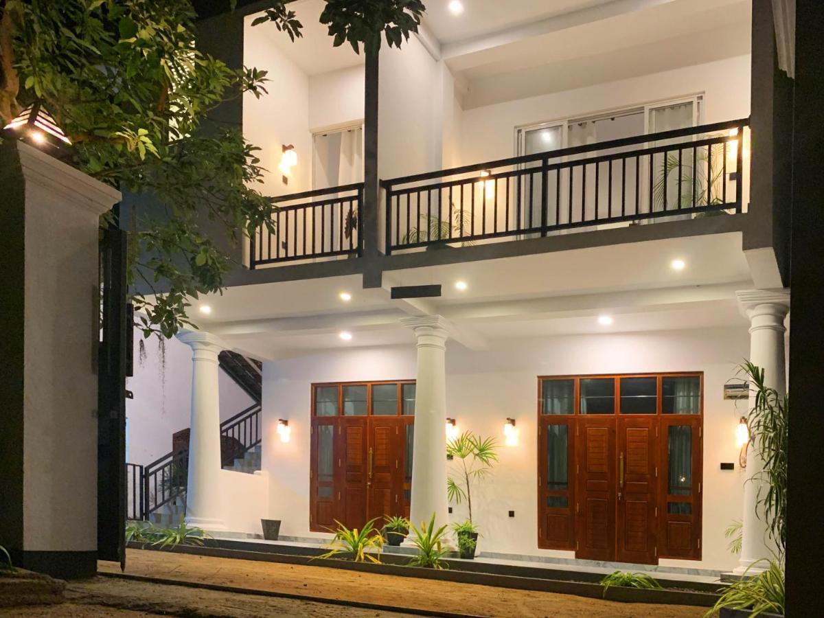 Golden Wave Hotel อาฮานกามา ภายนอก รูปภาพ