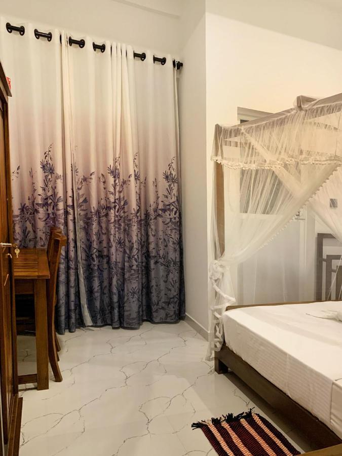 Golden Wave Hotel อาฮานกามา ภายนอก รูปภาพ